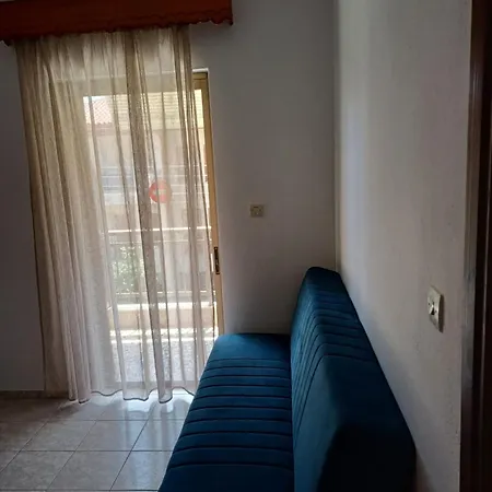 Apartment μαρου *